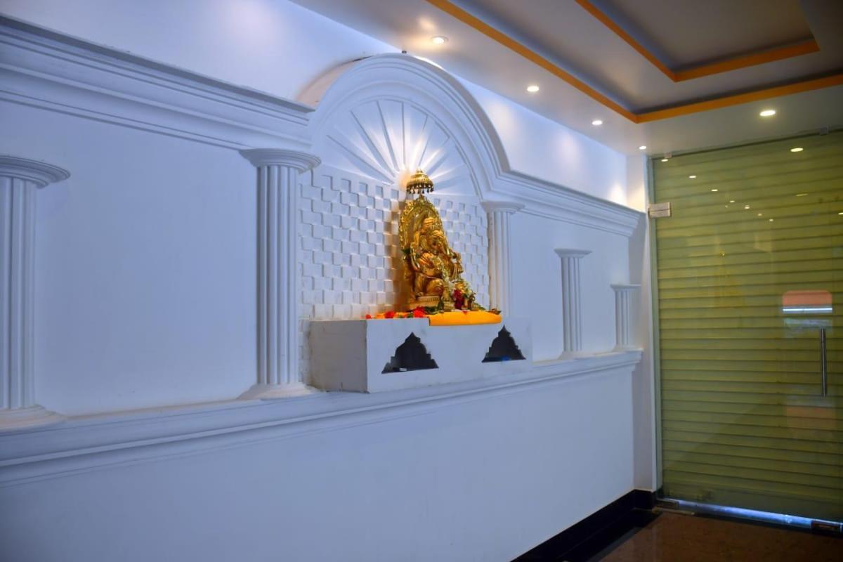 Prince Palace Jhargram Eksteriør bilde