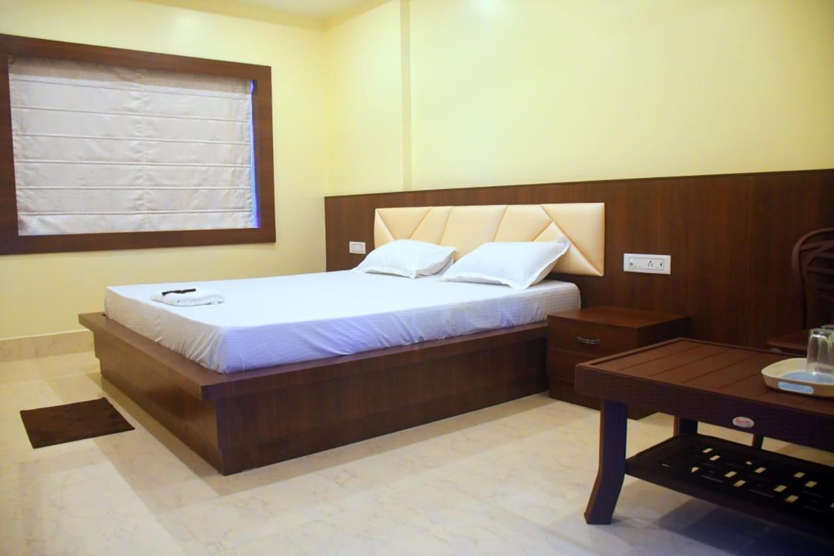 Prince Palace Jhargram Eksteriør bilde